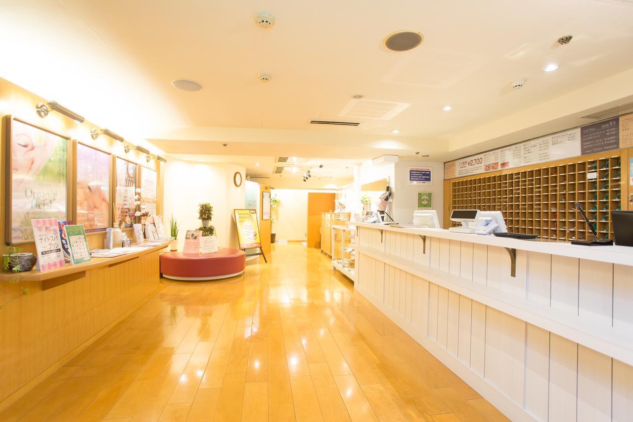 New Japan Lady'S Capsule Hotel Osaka Eksteriør billede